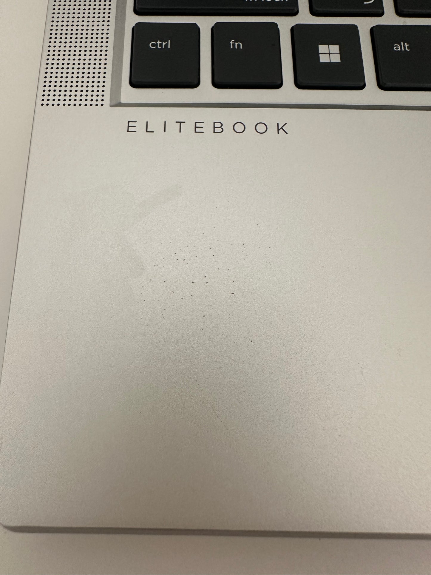 HP EliteBook URV3522 630/Core i5-1235U/16GB/256GB/13.3-inch widescreen #2